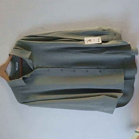 cisono Tops - Cisono the woven collection Oversized button shirt Sage Blouse